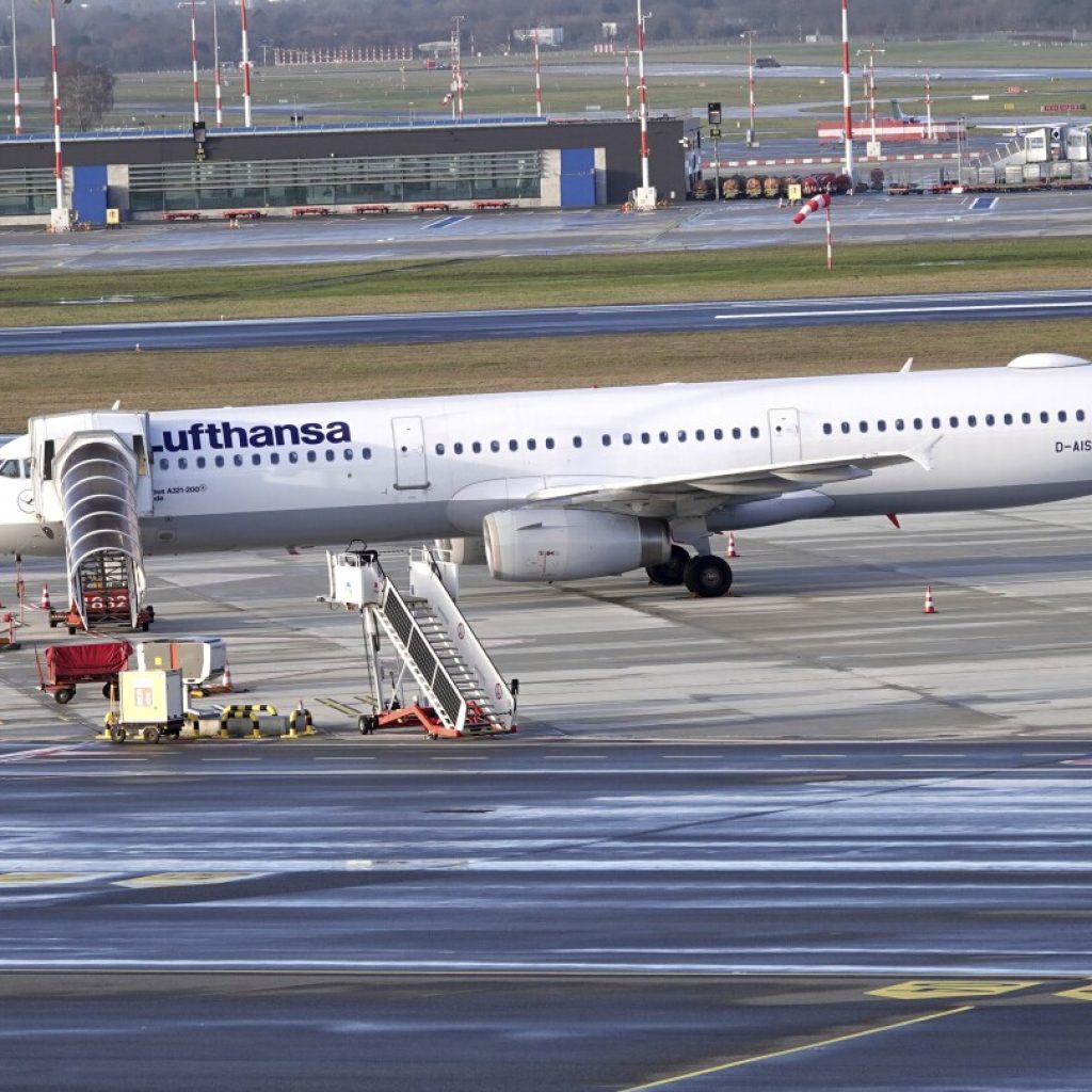 Germany’s Lufthansa cancels hundreds of flights as its ground staff strike for a day at 5 airports