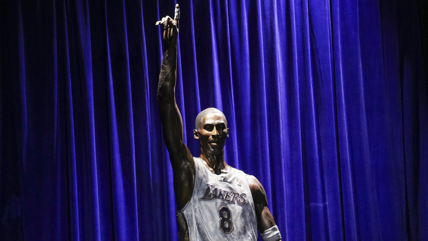 Kobe Bryant immortalized with a 19-foot bronze statue outside the Lakers’ downtown arena