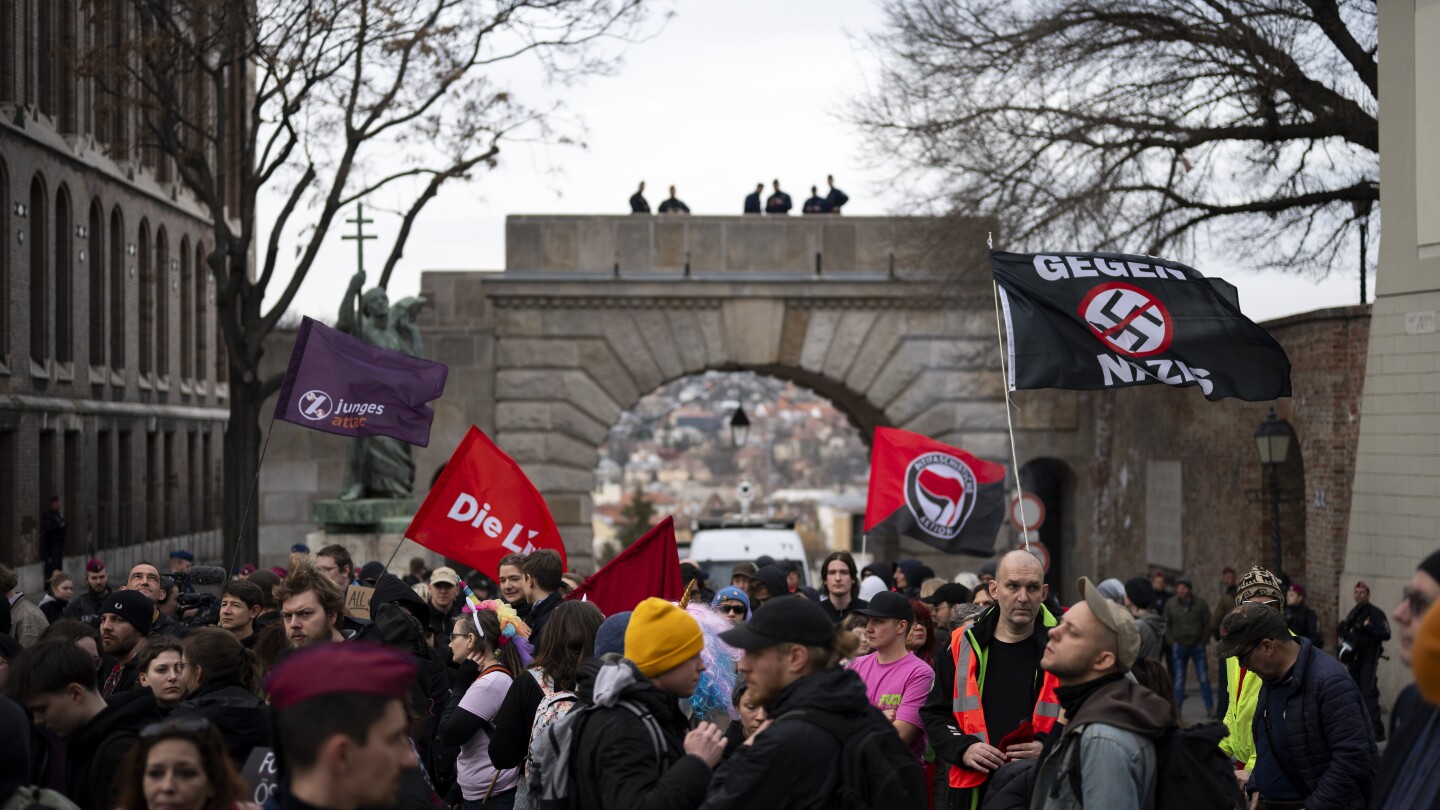 Antifascists gather in Hungary to oppose annual far-right event as Italian activist remains jailed