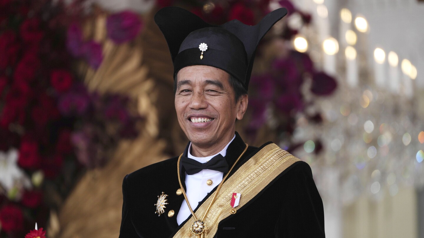 Indonesia’s president, who mingles with people and listens to Metallica, still popular in last term