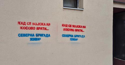 Mediji: Na severu Kosova ponovo grafiti ‘Kad se vojska na Kosovo vrati’