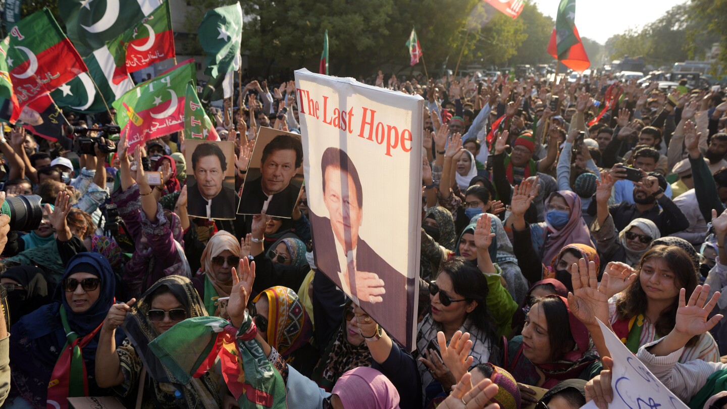 Allies of ex-premier Imran Khan secure biggest share of seats in Pakistan’s final election tally