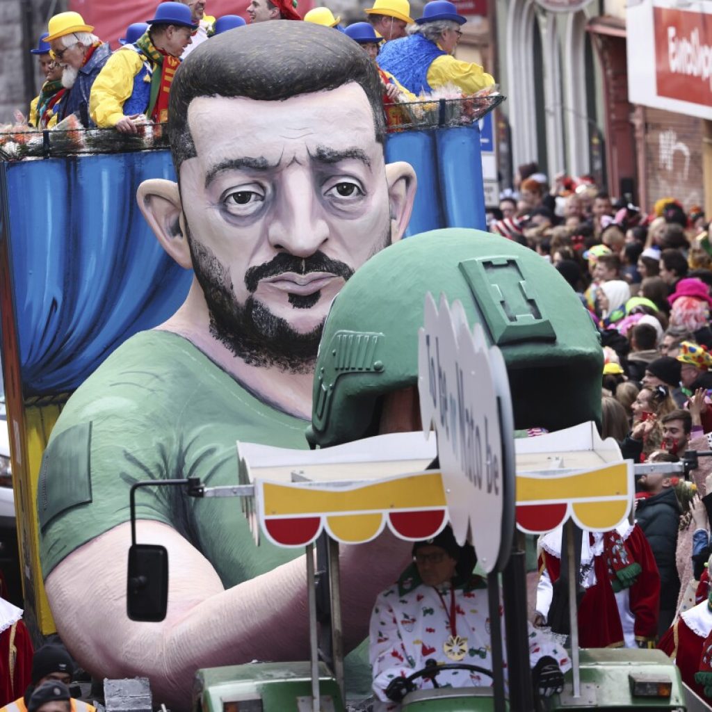 Floats at Germany’s Carnival parades satirize leading political figures