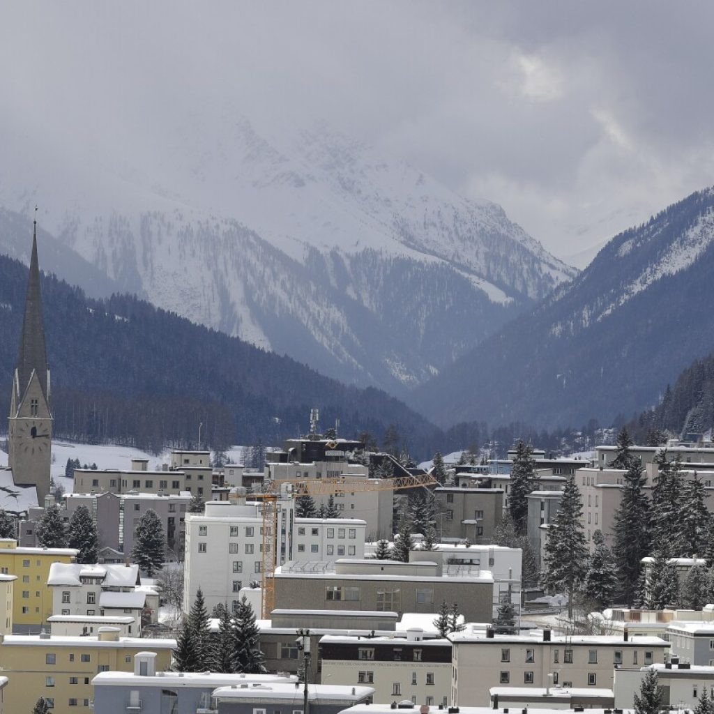 A top Jewish group in Switzerland slams an antisemitic sign purportedly by a local ski rental stand