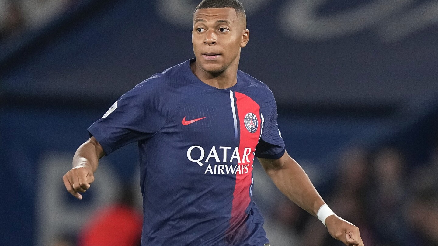 Kylian Mbappe has told PSG he will leave at the end of the season, AP sources say