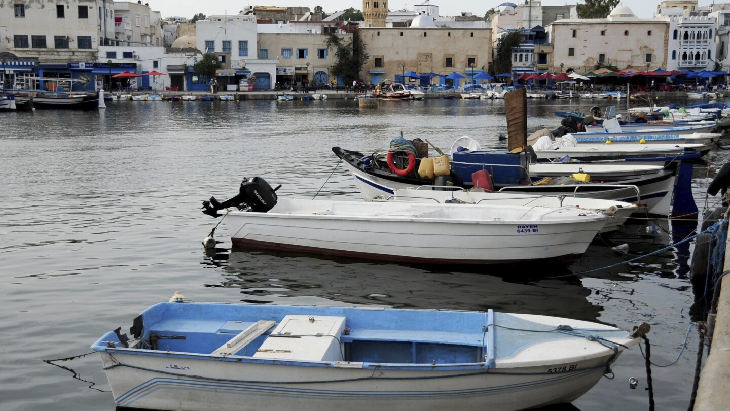 After record year, Tunisia reports migrant deaths from shipwreck near Libyan waters