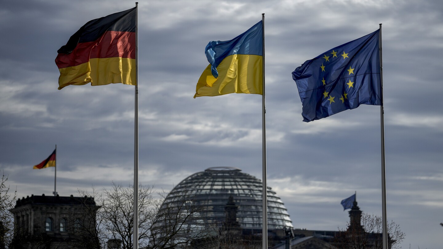 Ukraine’s Zelenskyy will sign security agreements with Germany, France as Kyiv shores up support