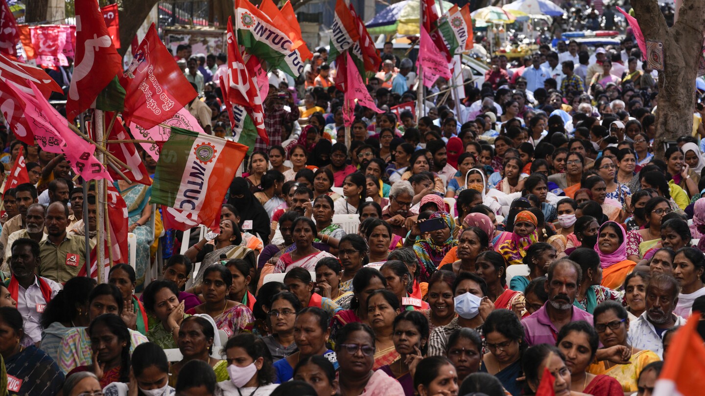 Indian farmers strike to demand guaranteed crop prices as others attempt to march to New Delhi