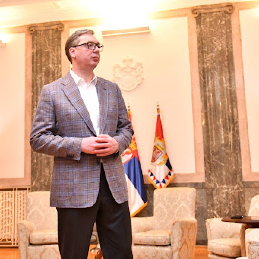 Vučić: EU ne želi da primeni mehanizme prema Prištini zbog ukidanja dinara