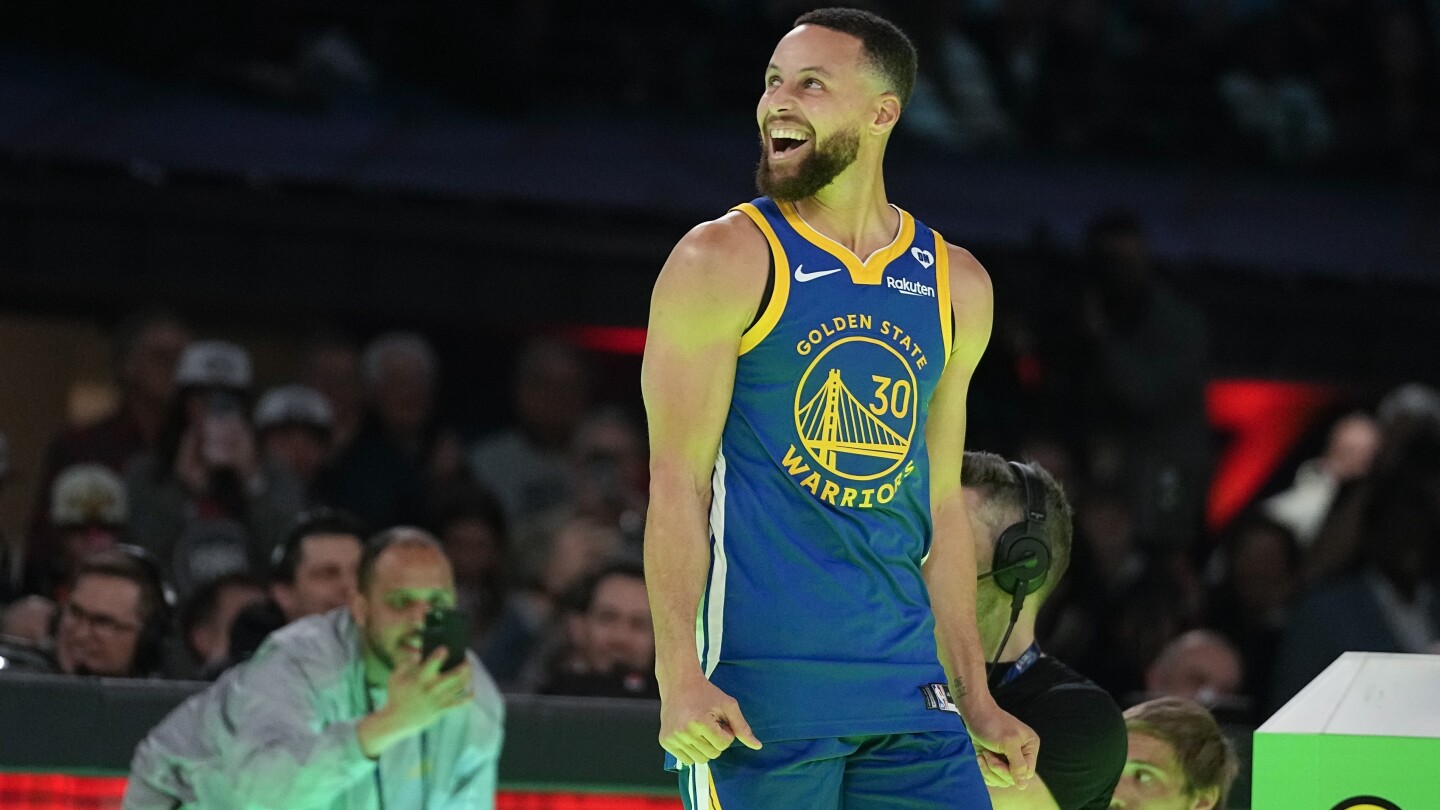 Stephen Curry tops Sabrina Ionescu in 3-point shootout at All-Star weekend