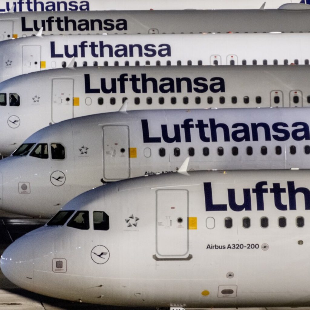 German labor union calls on Lufthansa ground staff to strike at 7 airports on Tuesday