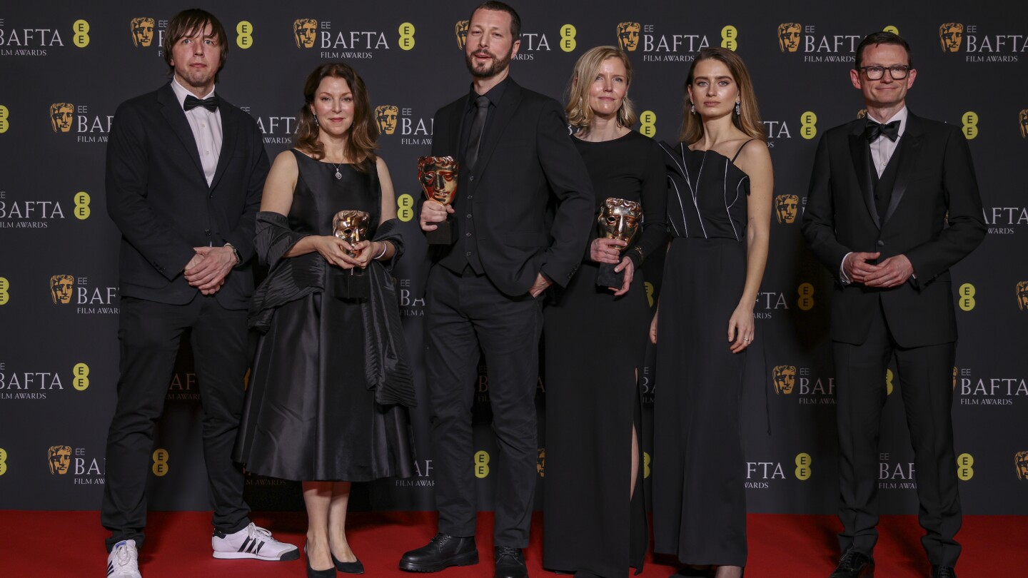 AP wins the best-documentary prize at the BAFTA awards for Ukraine film ’20 Days in Mariupol’