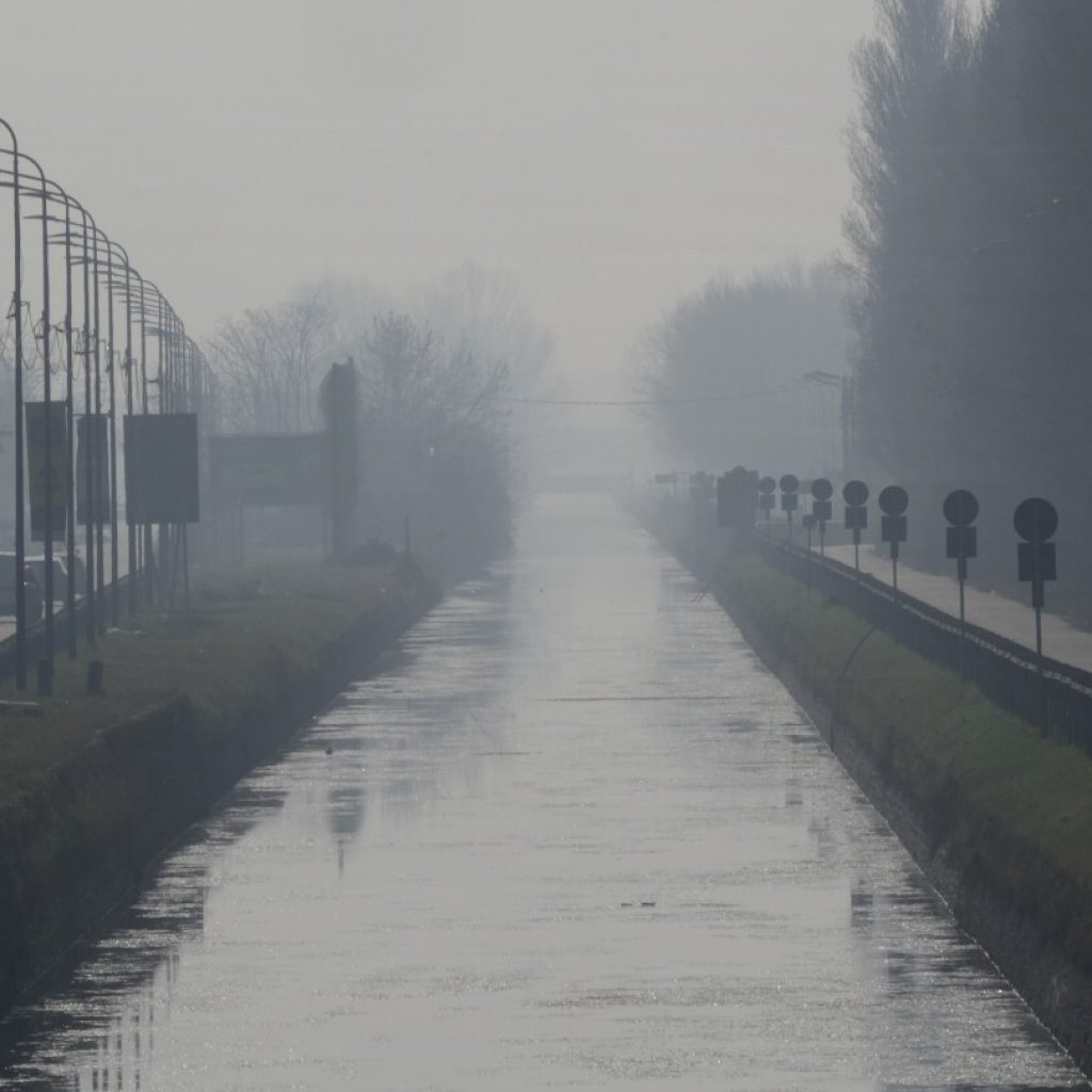 Milan bans heavy vehicles, imposes antismog measures during bout of bad air pollution