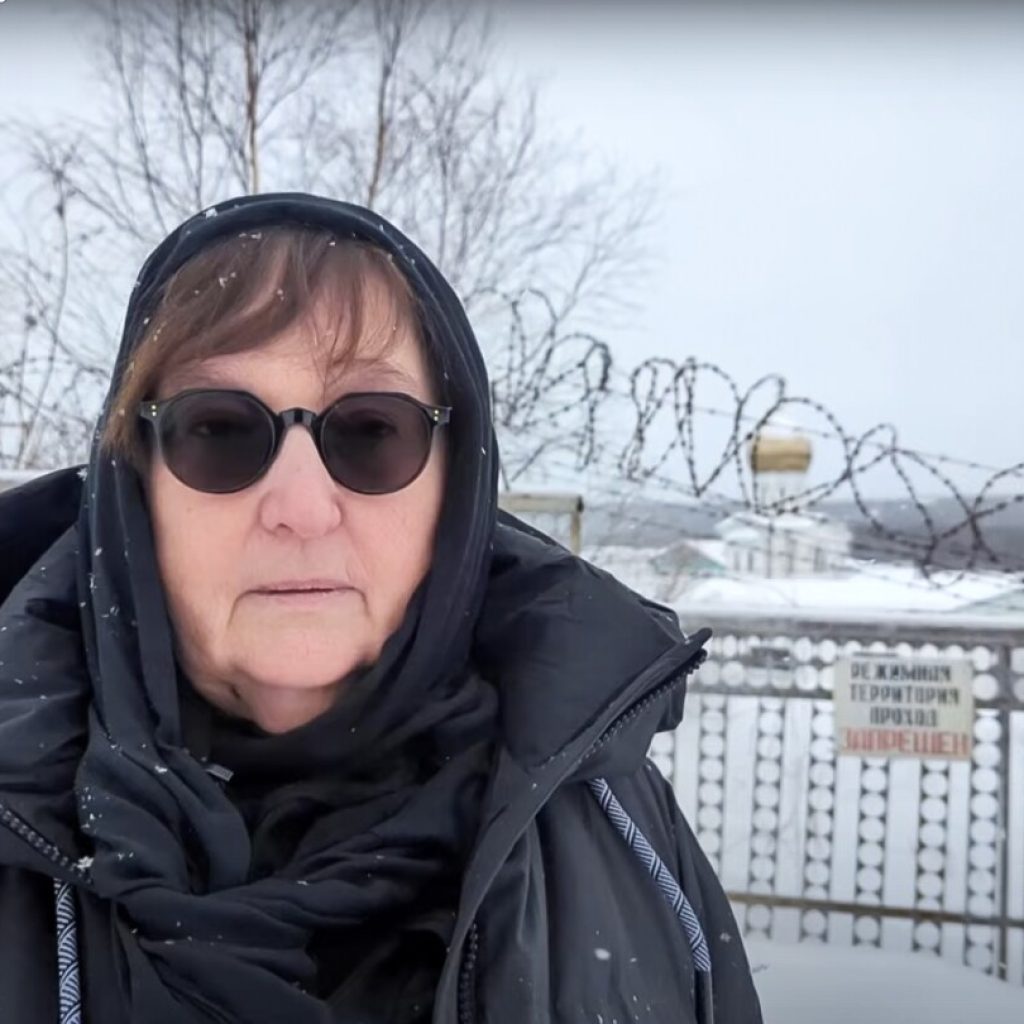 Navalny’s mother appeals to Putin to release her son’s body so she can bury him with dignity | AP News