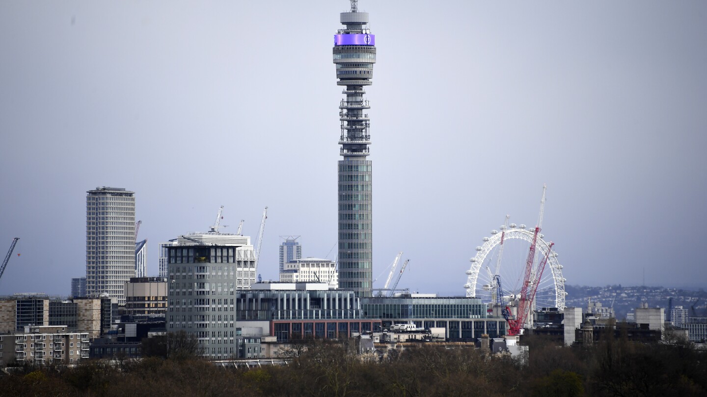 London’s beloved and futuristic BT tower sold for $347 million to be turned into a hotel