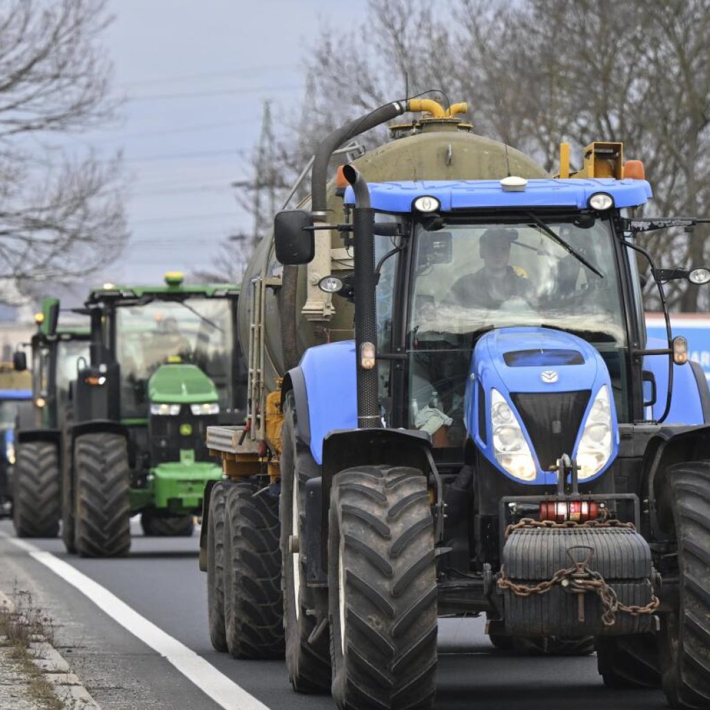 Farmers from 10 EU countries join forces – and tractors – to protest agricultural policies