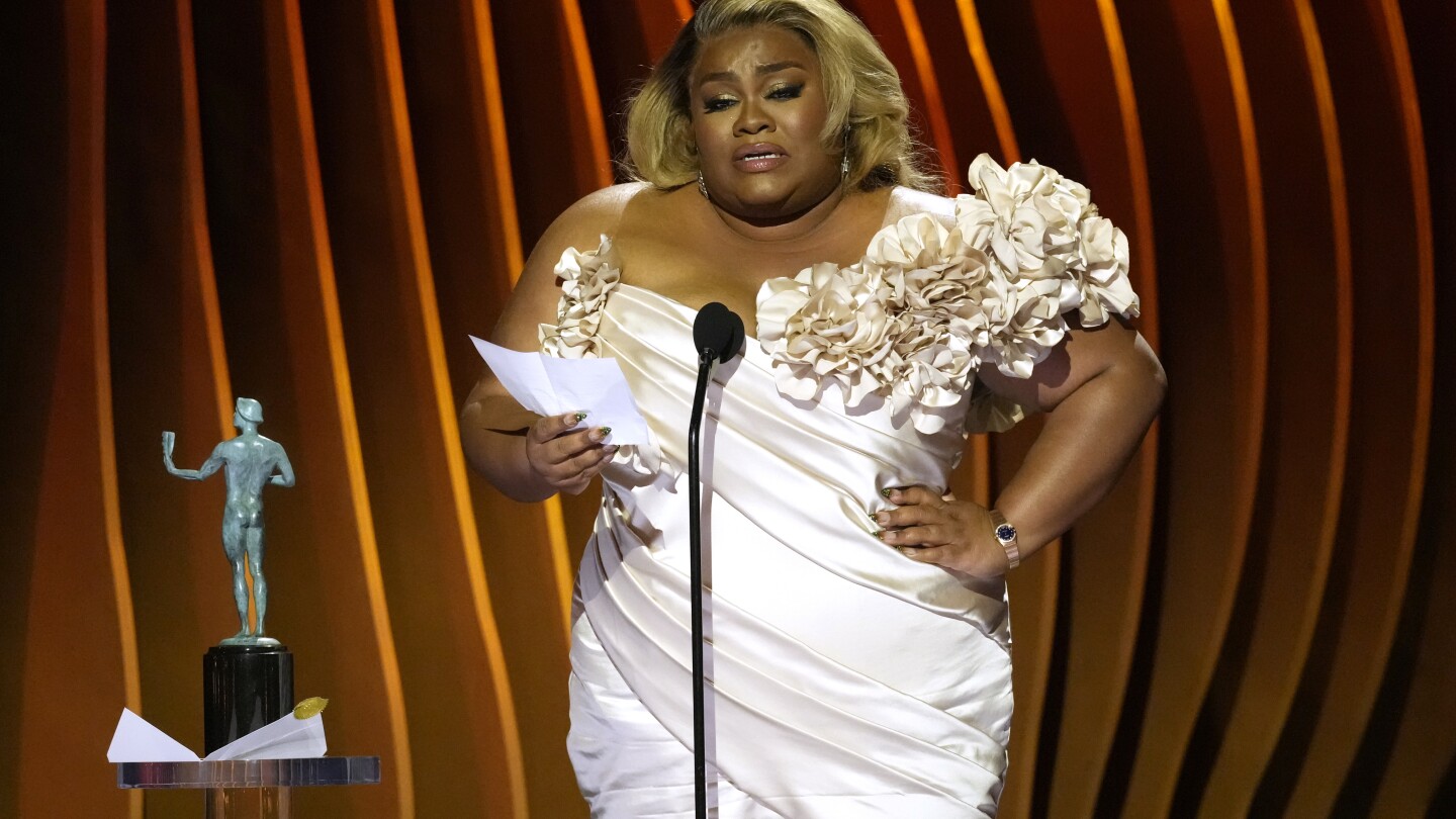 Da’Vine Joy Randolph wins at the SAG Awards, streaming on Netflix