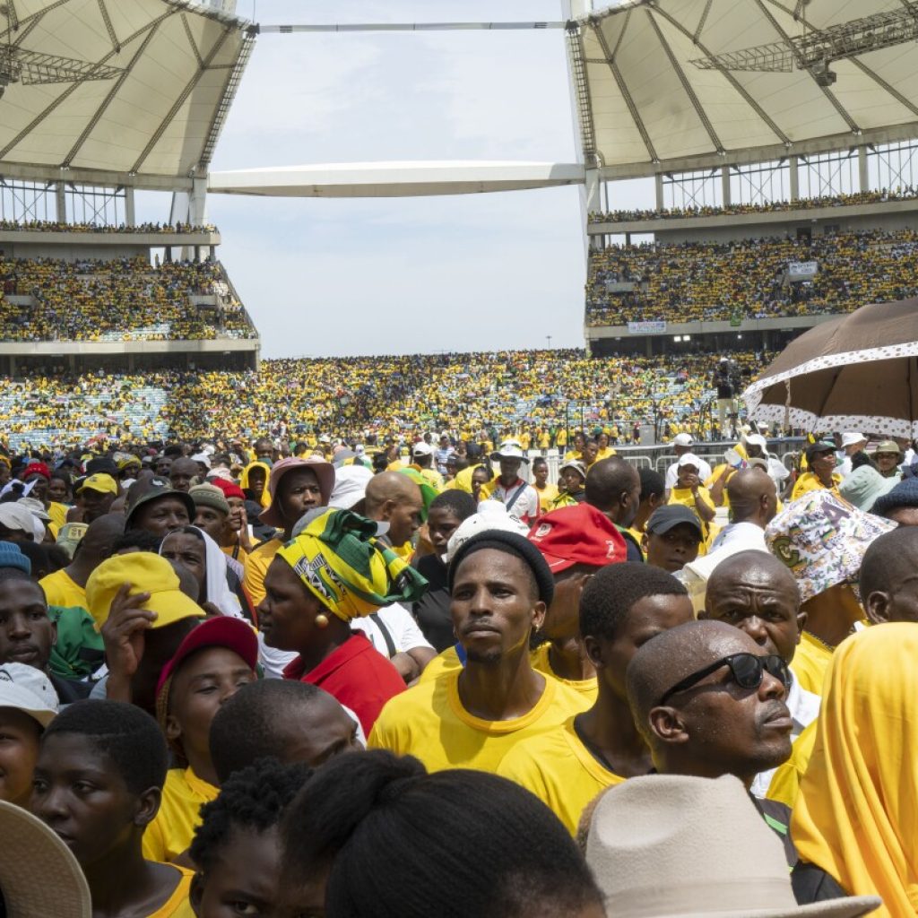 9 people have died in a road crash in South Africa after attending a ruling party election rally