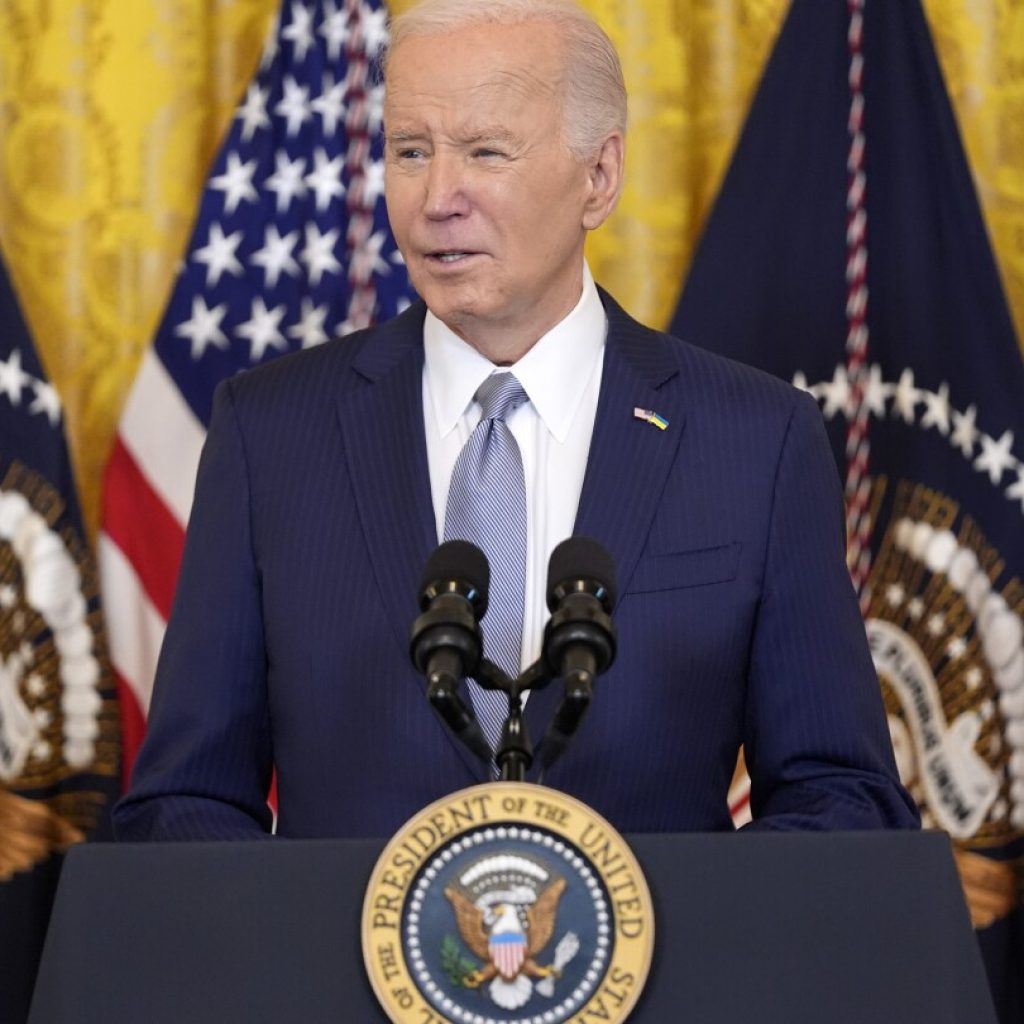 Biden is summoning congressional leaders to the White House to talk Ukraine and government funding