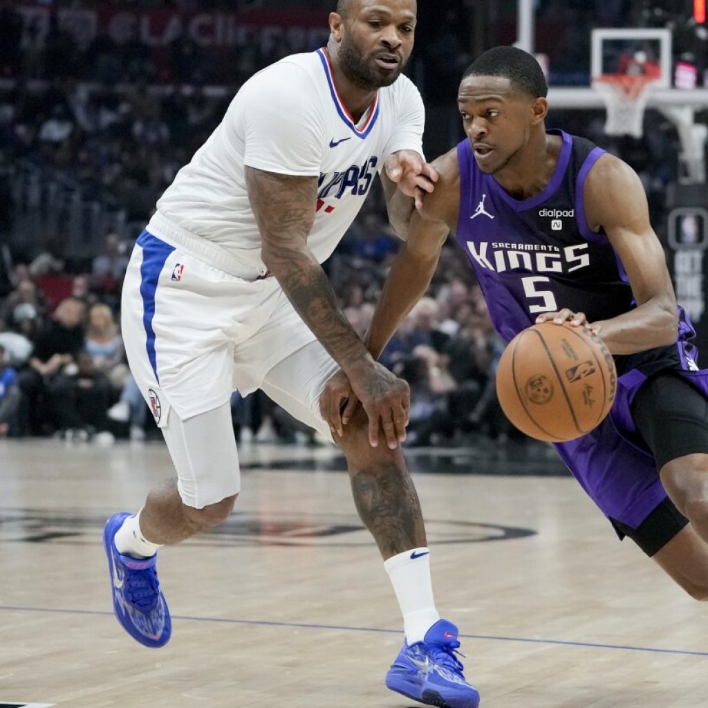 Kings beat Clippers 123-107 behind Fox and hand LA back-to-back losses for 1st time since December