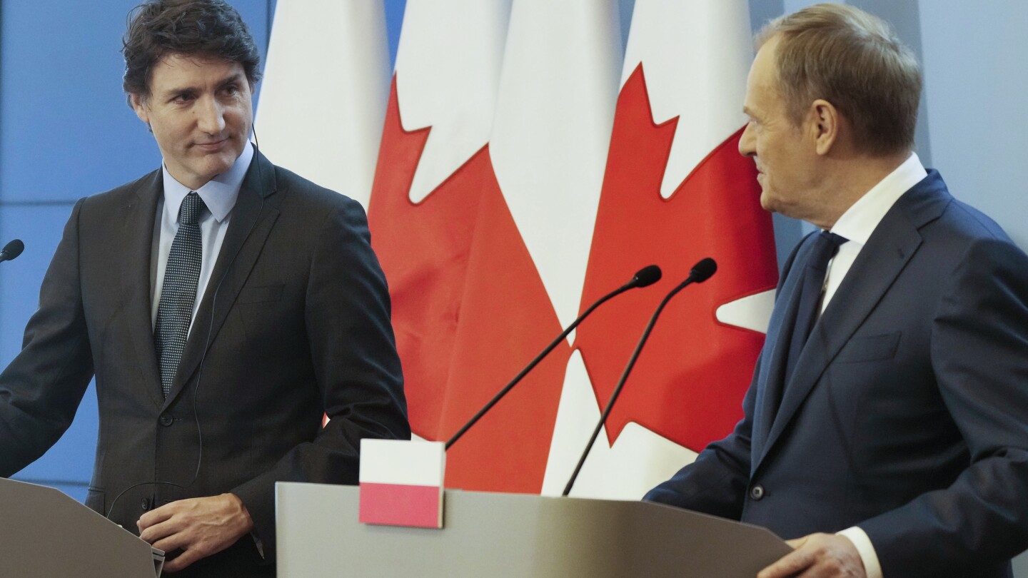 Polish, Canadian leaders discuss boosting Ukrainian food exports to hungry countries outside Europe