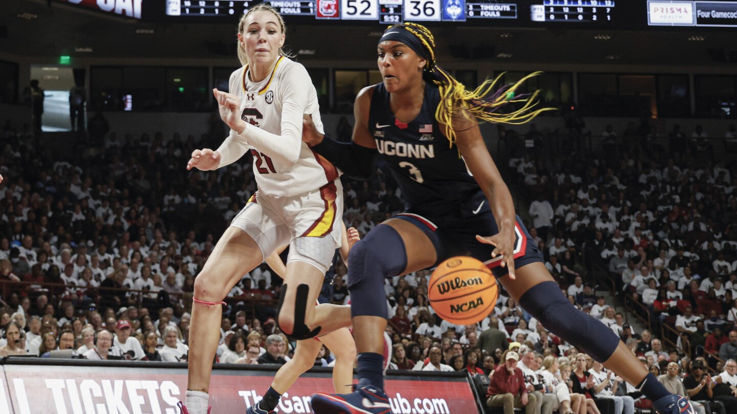 UConn’s Aaliyah Edwards signs NIL deal in Canada, but can’t talk about it in the US