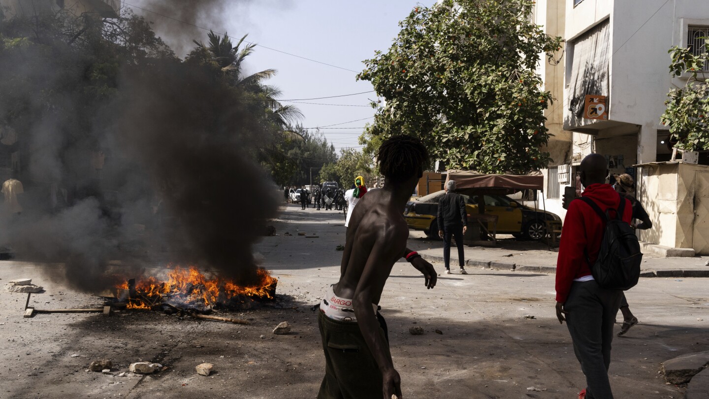 Senegalese leaders propose June elections after court rejects president’s 10 month delay