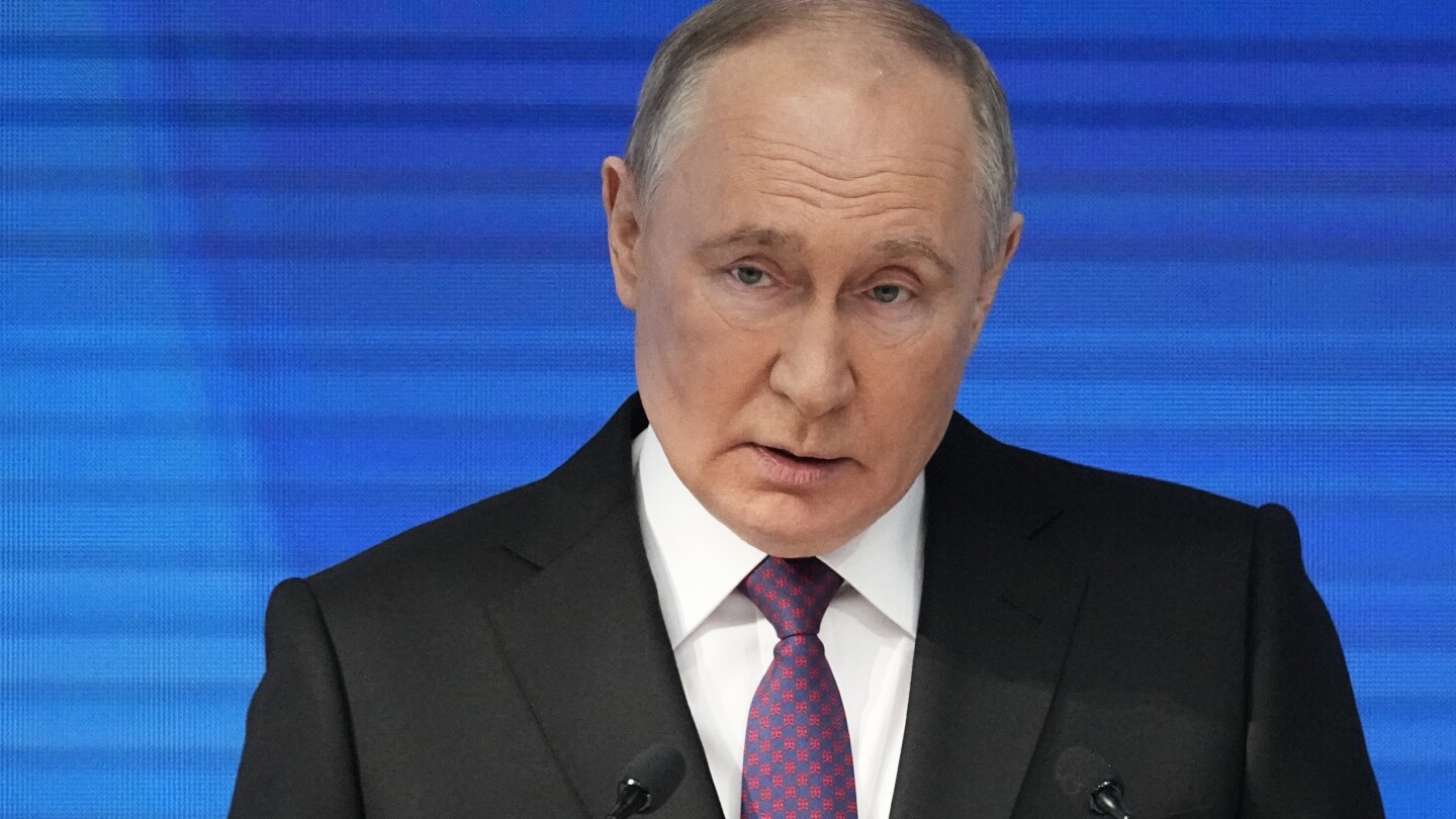 Putin warns that sending Western troops to Ukraine risks a global nuclear conflict