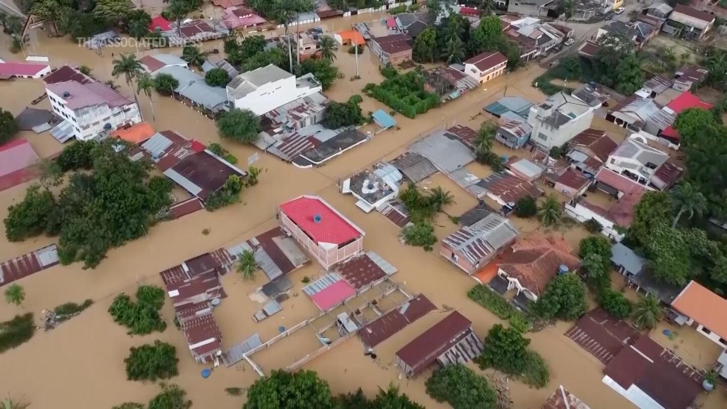 Bolivia declares emergency after floods kill dozens | AP News