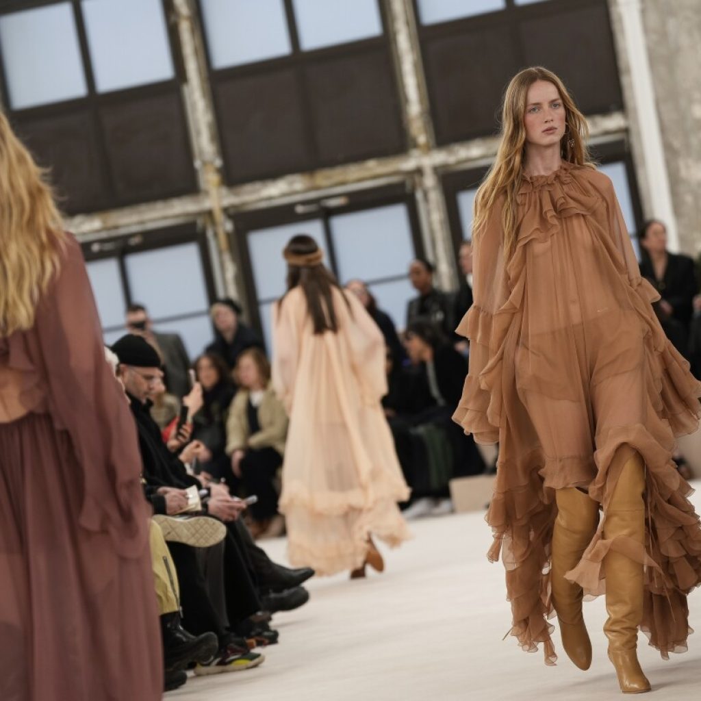 Chloe’s new designer Chemena Kamali puts on a 1970s-tinged debut at Paris Fashion Week