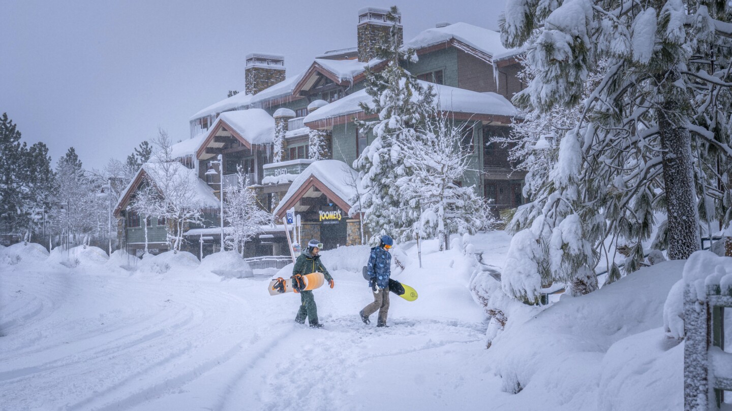 Blizzard warning, avalanche watch as storm packing up to 10 feet of snow moves into Sierra Nevada