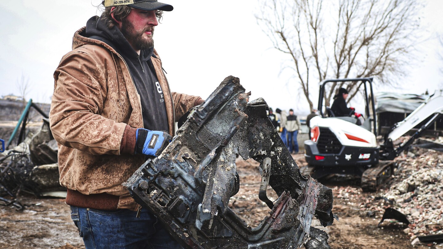 Some left helpless to watch as largest wildfire in Texas history devastates their town