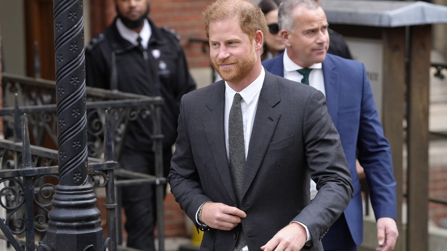 Prince Harry gets OK to use key evidence in phone hacking case against Daily Mail publisher