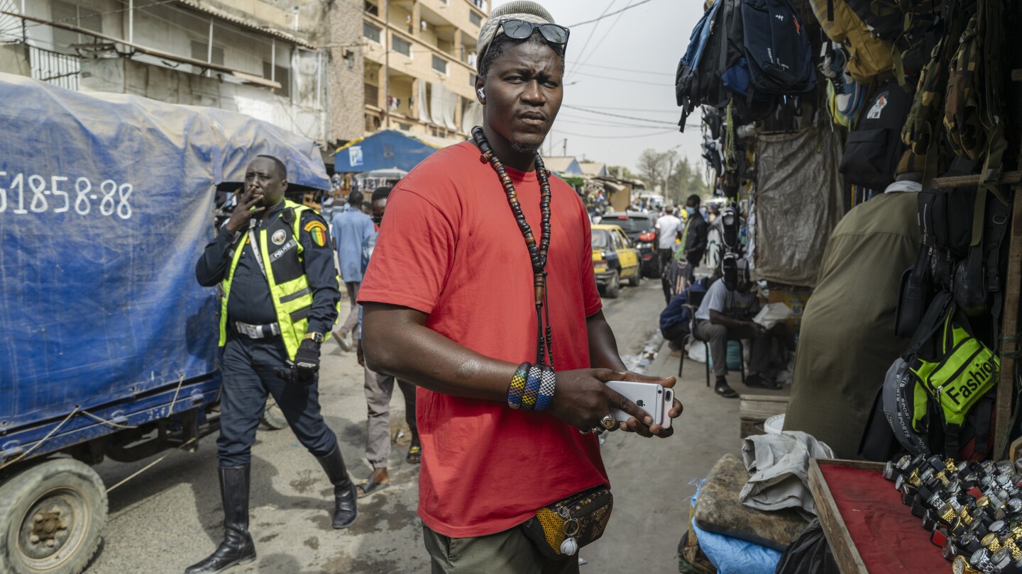 In Senegal’s capital, Nicaragua is a hot ticket among travel agents as migrants try to reach US