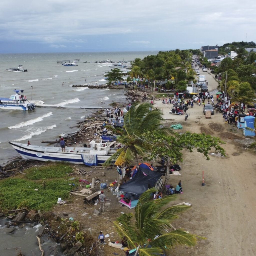 Migrant brawl at reception center in Panama’s Darien region destroys shelter