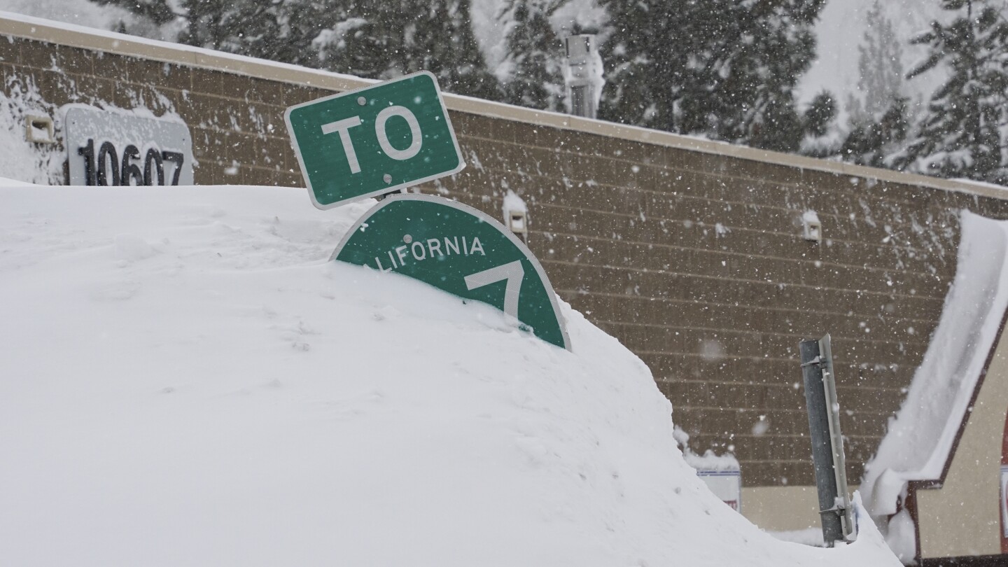 More mountain snow expected even as powerful blizzard moves out of Northern California