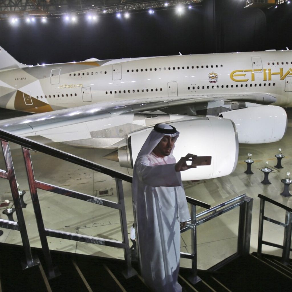 Abu Dhabi’s Etihad Airways sees a $143 million profit in 2023 as passenger numbers rise