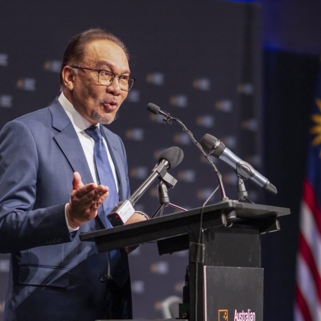 Malaysian prime minister urges US and China cooperation in Asia-Pacific