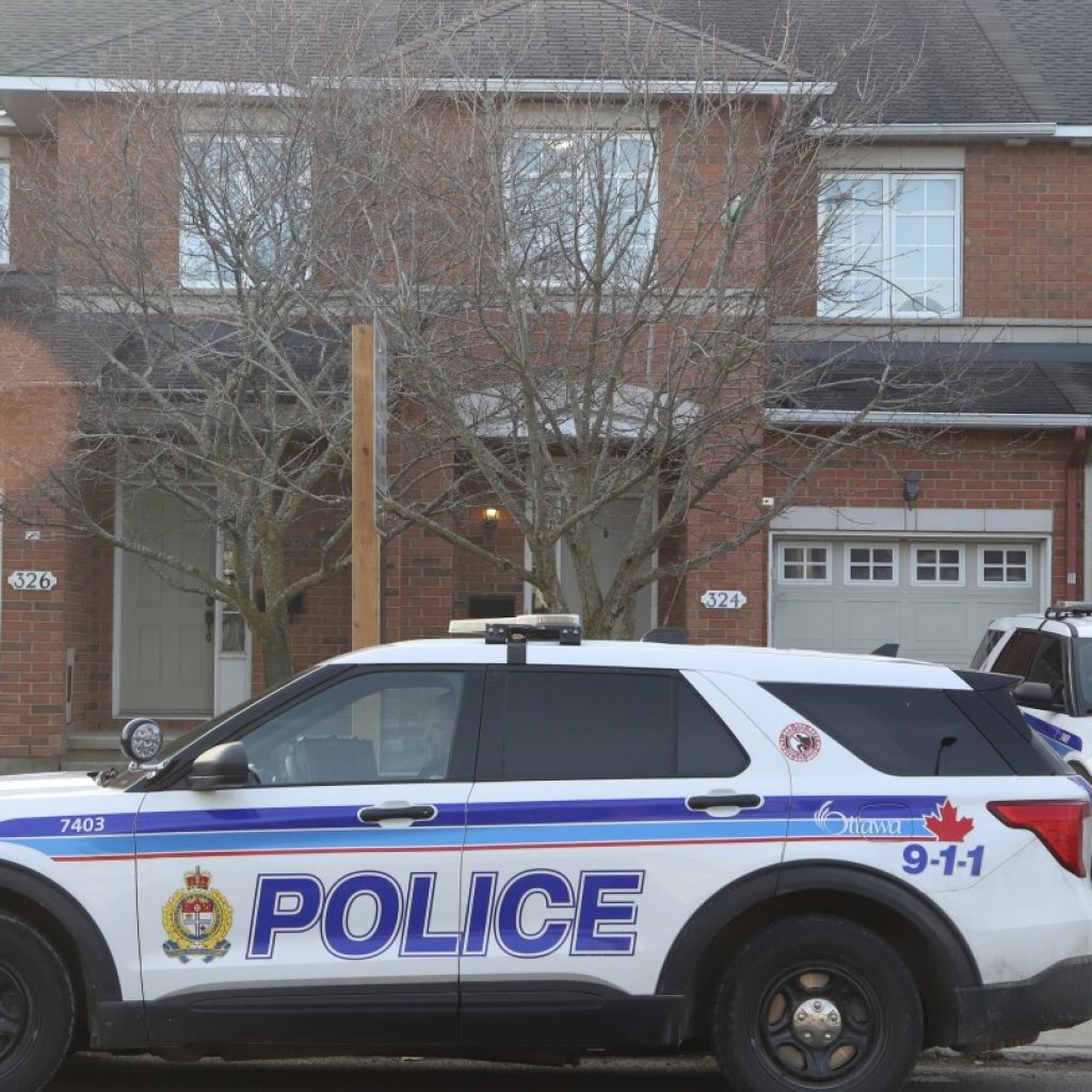 Canadian police find 6 people dead in a house in Ottawa and arrest a suspect
