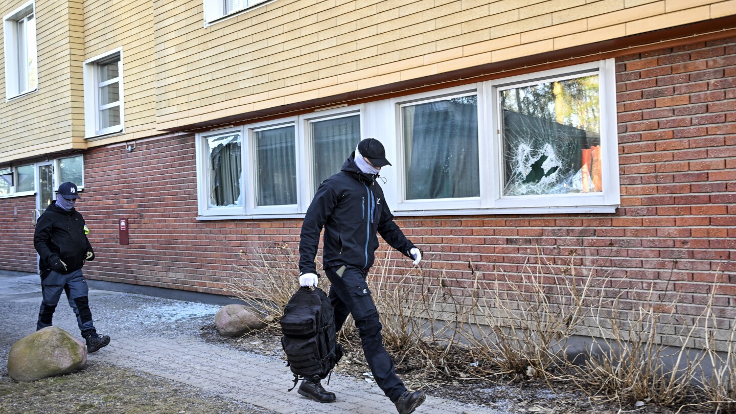 Swedish security service says 4 people arrested on suspicion of preparing ‘terrorist offenses’