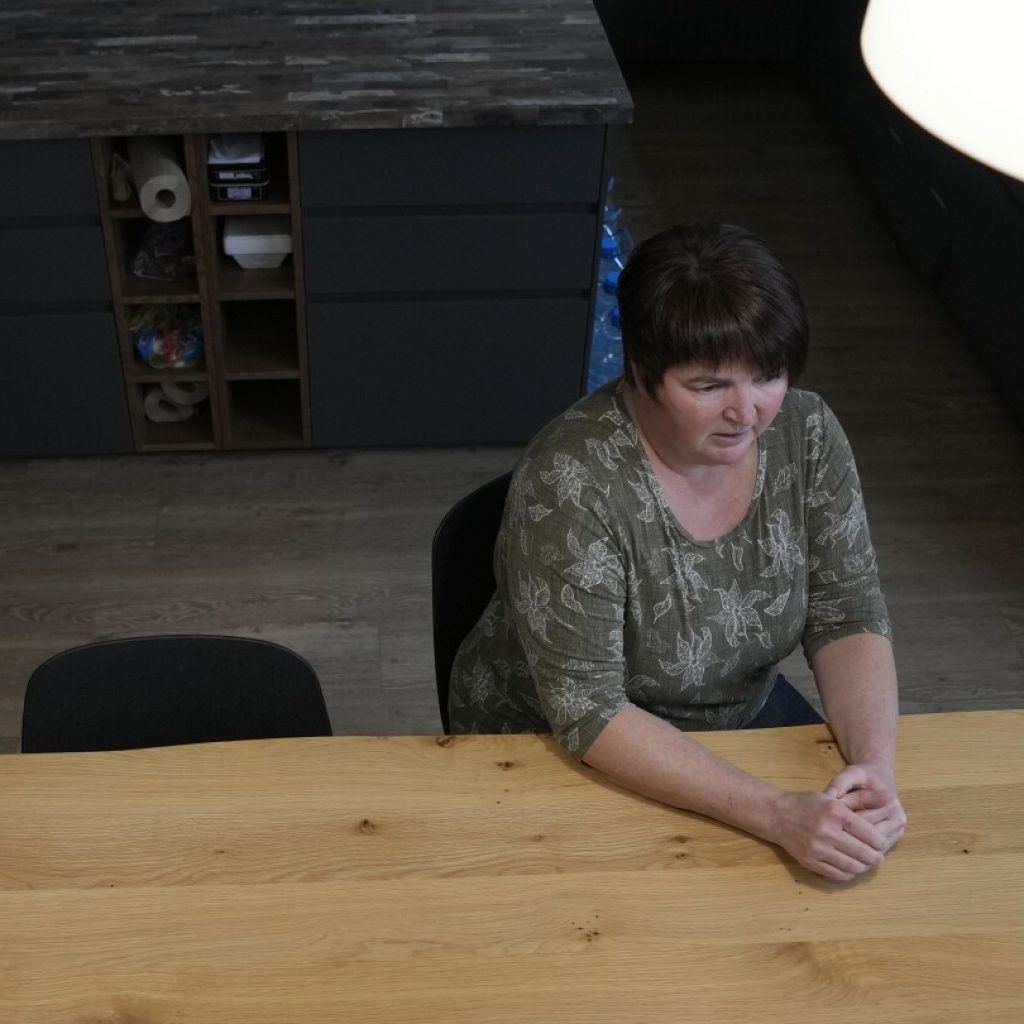 Serbia revokes an expulsion order for a Russian woman after a public outcry