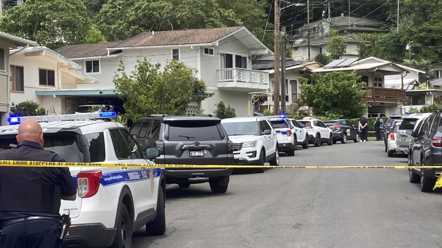 5 people found dead at a Honolulu home in an apparent murder-suicide, police say