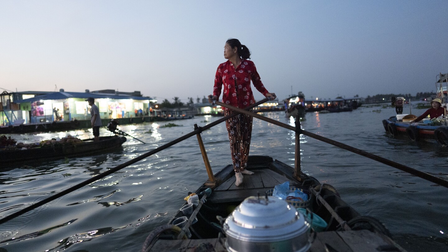 In Vietnam’s Mekong Delta, the lure of moving to the city grows even stronger amid climate shocks