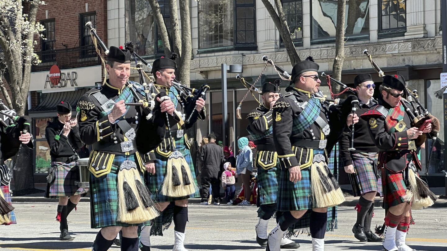 Undeterred: Kansas Citians turn for St. Patrick’s Day parade, month after violence at Chiefs’ rally