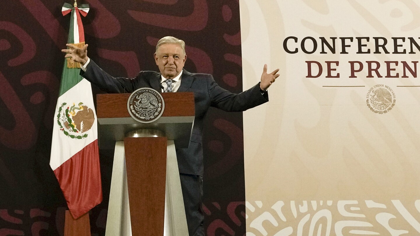 Mexican president claims that criminal groups are ‘respectful’ and ‘respect the citizenry’