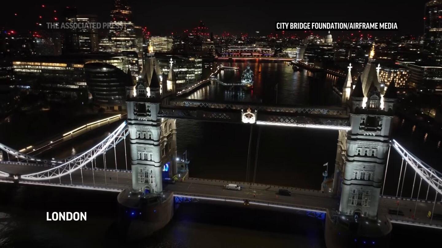 London’s iconic Tower Bridge gets spring clean