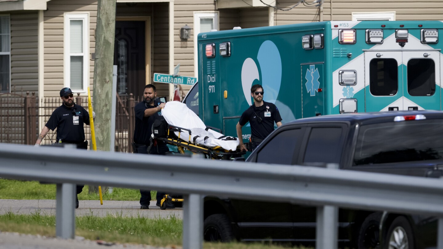 3 Louisiana officers wounded by gunfire in standoff with shooting suspect, police say