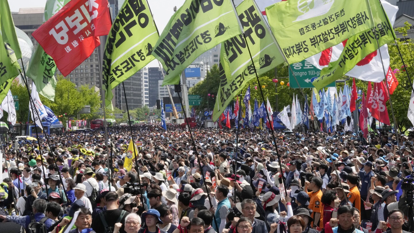 AP PHOTOS: Workers rule the streets on May Day