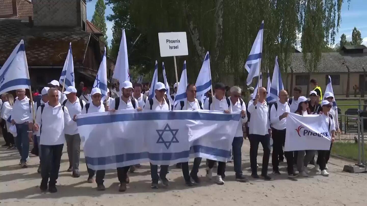 Yearly memorial march at Auschwitz overshadowed by Israel-Hamas war | AP News