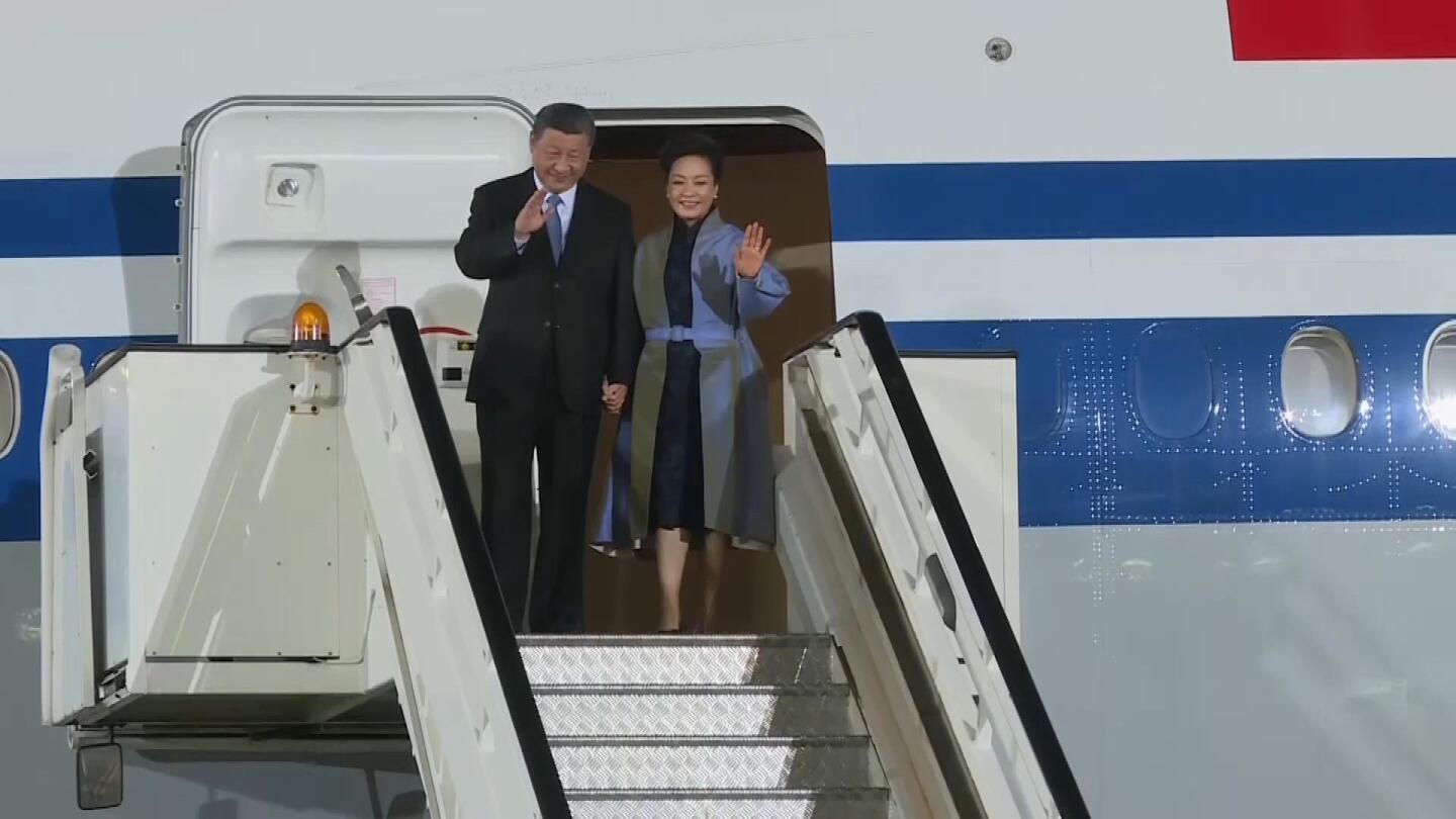Chinese President Xi Jinping arrives in Serbia | AP News